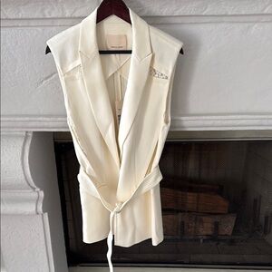 Cream Sleeveless Blazer Vest
